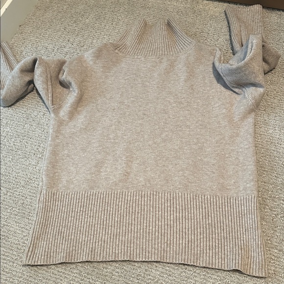 Cyrus Sweater - Picture 5 of 5